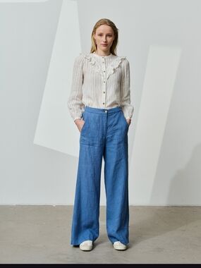 Linen IDStudio, NWOT Flared 100% European Linen Light Blue Pants With Pockets-XL